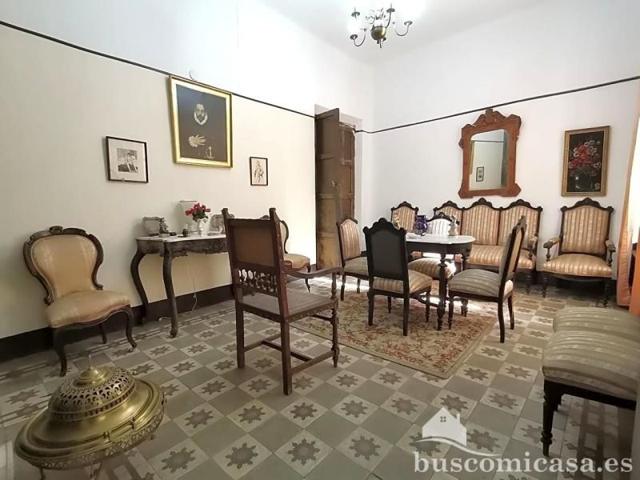 Chalet en venta en Linares, Calle Cánovas del Castillo Ponton, 23700 photo 0