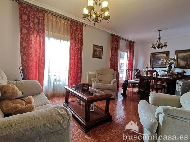 Piso en venta en Linares, Calle Lope de Vega, 23700 photo 0