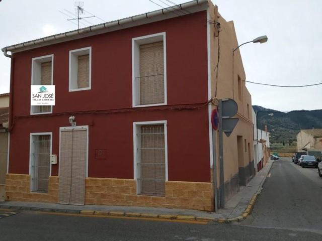Casa en venta en Hondon de las Nieves, CENTRO photo 0