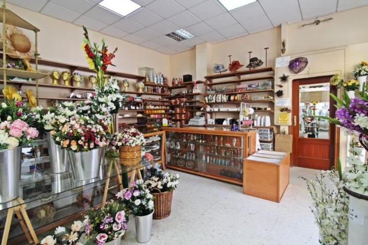 Local comercial en venta en Badajoz, Casco Antiguo photo 0