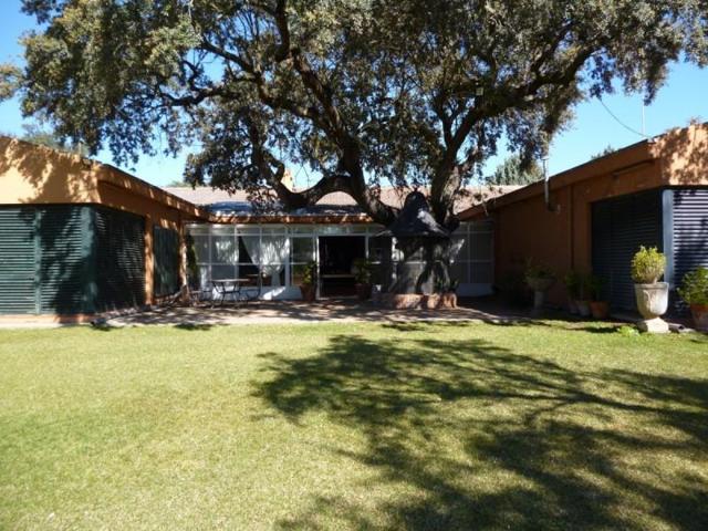 Chalet en venta en Badajoz, Urb. Ctra. De Valverde photo 0