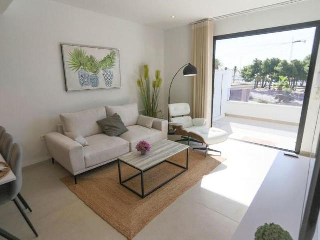 Apartamento en venta en San Pedro del Pinatar photo 0