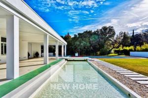 Chalet en venta en Alcobendas photo 0