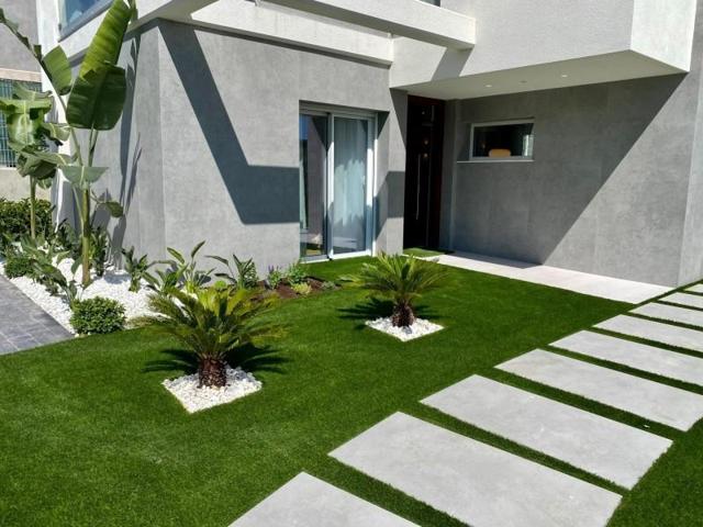 Chalet en venta en Finestrat, Sierra cortina photo 0