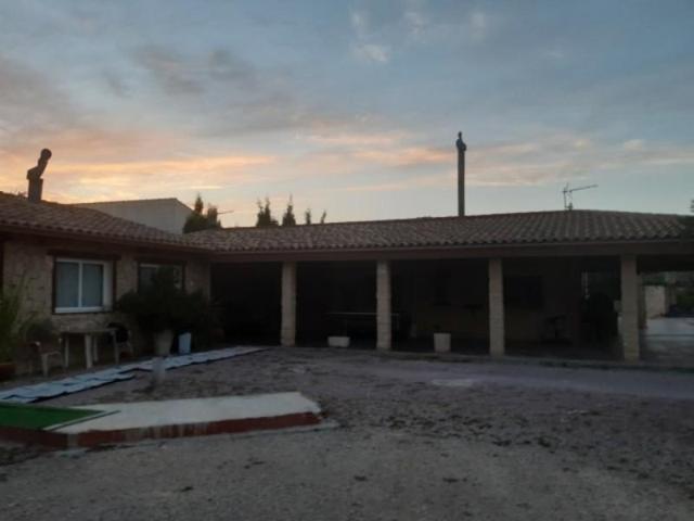 Chalet en venta en Monovar-Monover, La solana photo 0