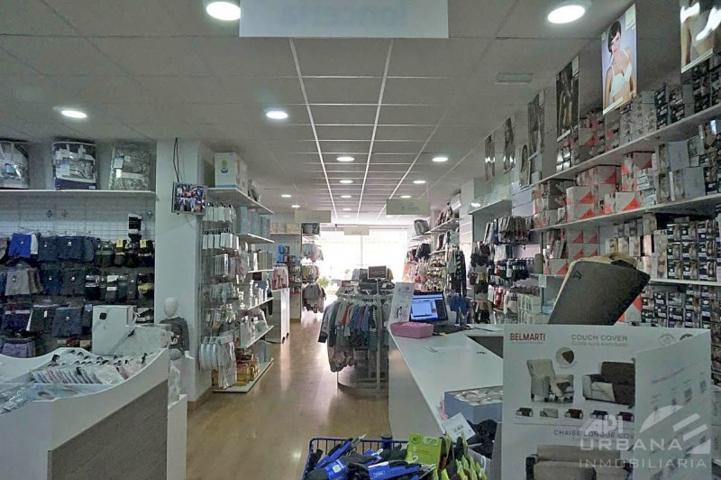 Local comercial en venta en Lucena, Calle el Peso, 14900 photo 0