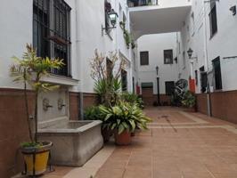 Edificio en venta en Granada, Realejo photo 0