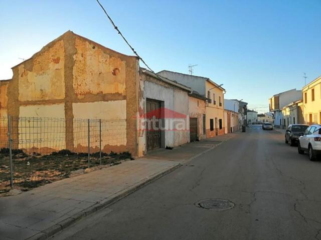 Terreno en venta en La Gineta photo 0