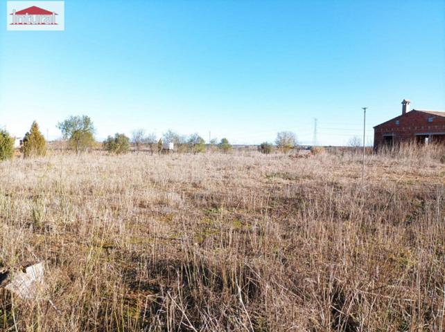 Terreno en venta en Madrigueras photo 0