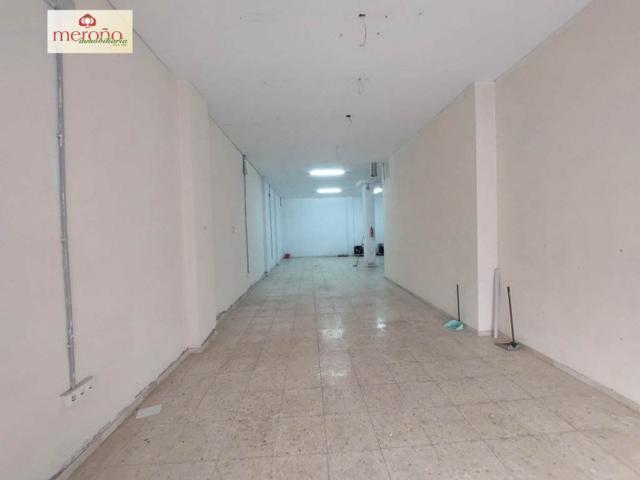 Local comercial en venta en Elche, Asilo - Pisos Azules photo 0