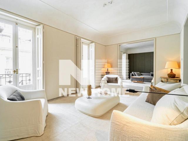 Piso en venta en Madrid, Calle del Monte Esquinza, 28010 photo 0