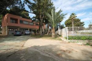 Casa en venta en Torrevieja, Los balcones photo 0