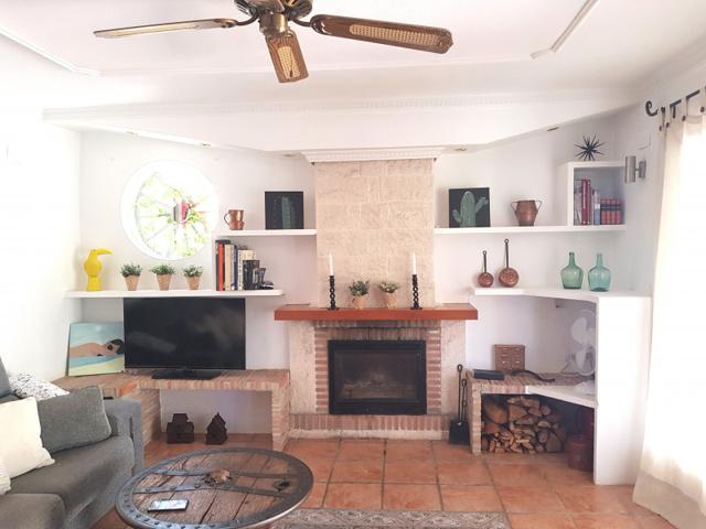 Chalet en venta en Denia, Las Rotas photo 0