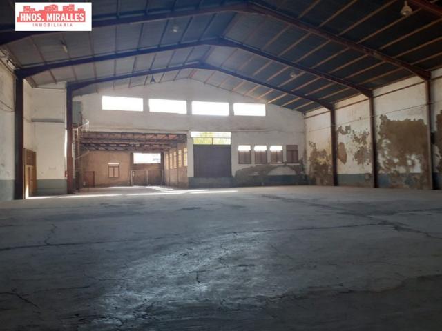 Nave industrial en alquiler en Cox, OTRAS photo 0