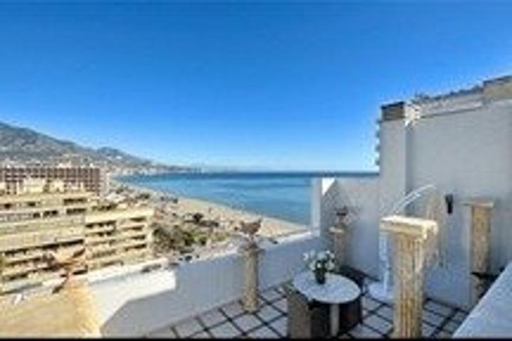Atico Duplex en venta en Fuengirola, Paseo Marítimo photo 0