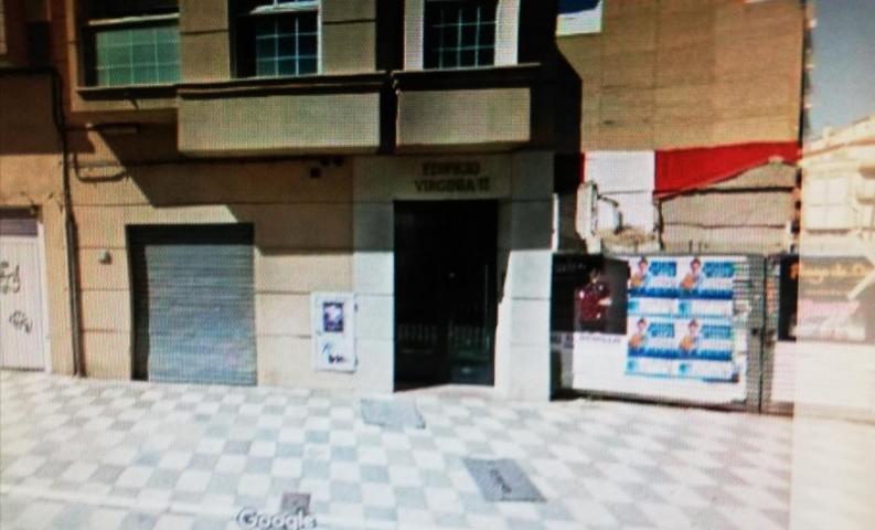 Local comercial en venta en Albacete photo 0