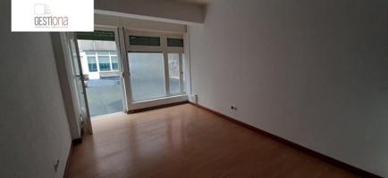 Local comercial en venta en Santander, Centro photo 0