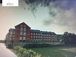 Edificio en venta en Cervera de Pisuerga, CENTRO photo 0