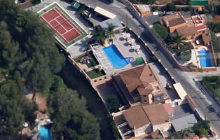 Chalet en venta en Denia photo 0