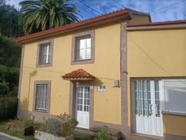 Casa con terreno en venta en Ferrol, Mandia photo 0