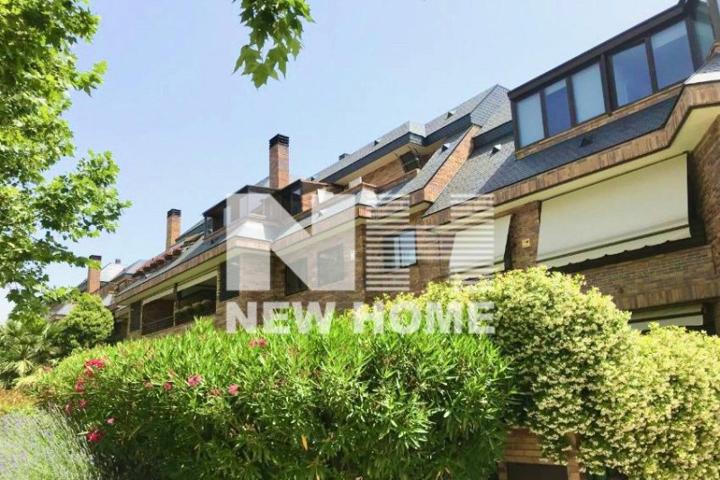 Piso en venta en Las Rozas de Madrid, Calle Ciudadela, 28290 photo 0