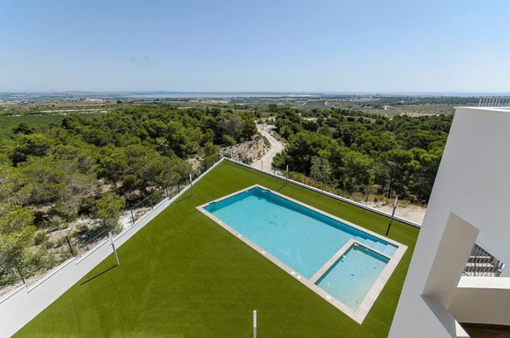 Bungalow en venta en San Miguel de Salinas, Urbanizaciones photo 0