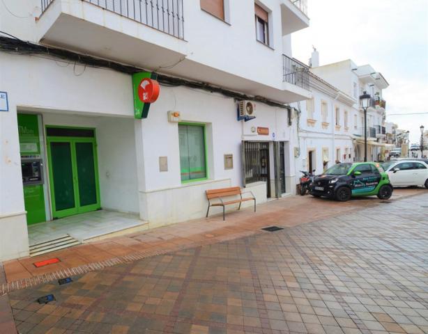 Local comercial en venta en Manilva, Calle Mar, 29691 photo 0