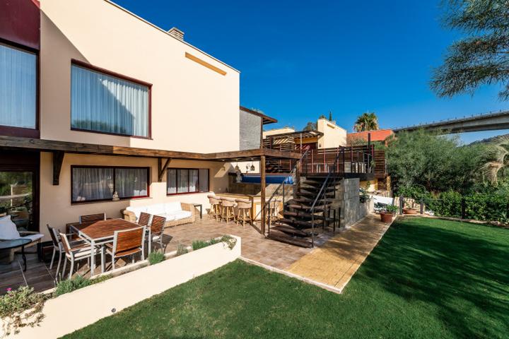 Casa en venta en Estepona, Estepona East - Parque Botanico photo 0