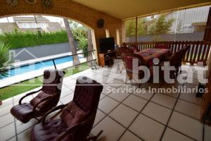 Chalet en venta en Sagunto, Playa corinto photo 0