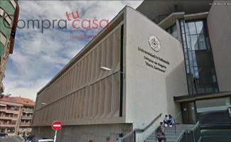 Local comercial en venta en Segovia, Universidad photo 0
