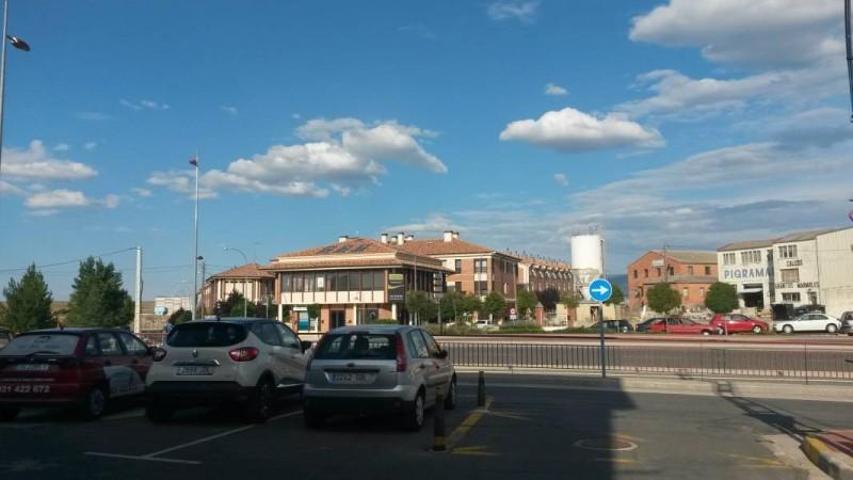 Local comercial en venta en La Lastrilla, La lastrilla photo 0