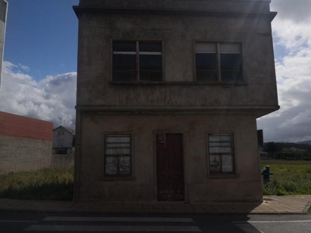 Casa en venta en Malpica de Bergantiños, Seaia photo 0