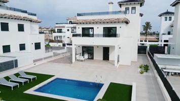 Chalet en venta en Elche, LA MARINA photo 0