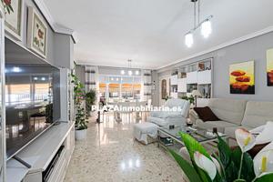 Chalet en venta en Lucena, Avenida del Parque photo 0