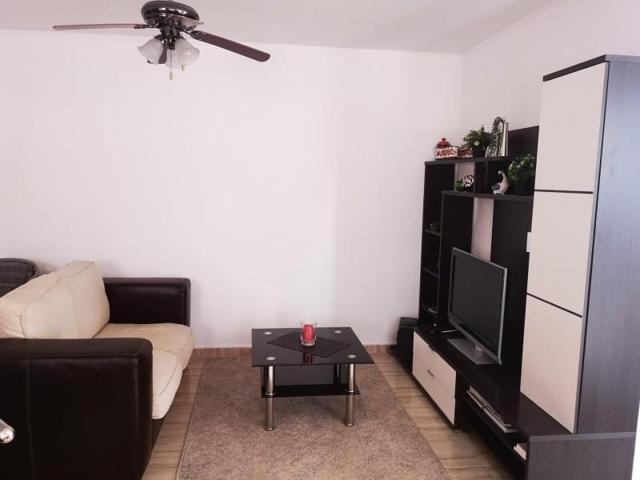 Casa en venta en Alcanar, Alcanar photo 0