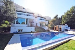 Chalet en venta en Denia, Montgo photo 0