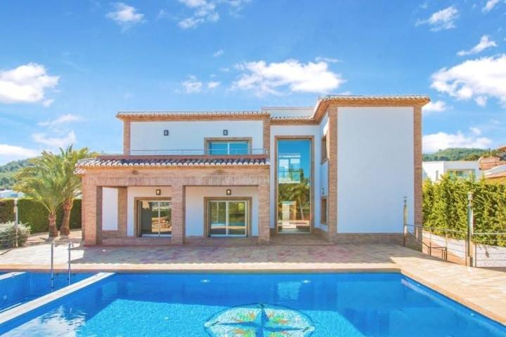 Casas de pueblo en venta en Jávea-Xàbia photo 0