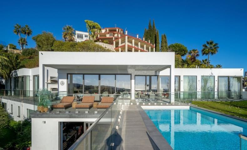 Chalet en venta en Benahavís, Costa del Sol Occidental-Área de Marbella photo 0