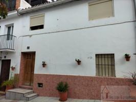 Casas de pueblo en venta en Alozaina photo 0