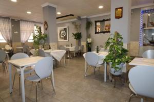 Local comercial en venta en Torrevieja, Playa del cura photo 0