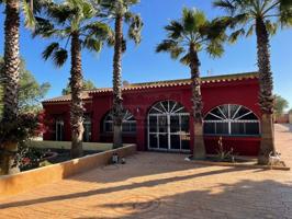 Chalet en venta en Jerez de la Frontera, Las Pachecas photo 0