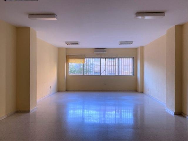 Oficina en alquiler en Jerez de la Frontera, Centro - Plaza Del Caballo photo 0