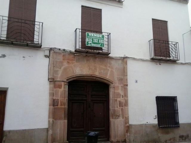 Adosada en venta en Almagro, Almagro photo 0
