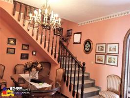 Casa en venta en Villamanrique de la Condesa, Centro photo 0