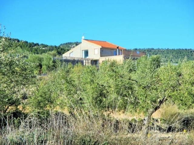 Casa con terreno en venta en Castalla, CASTALLA photo 0