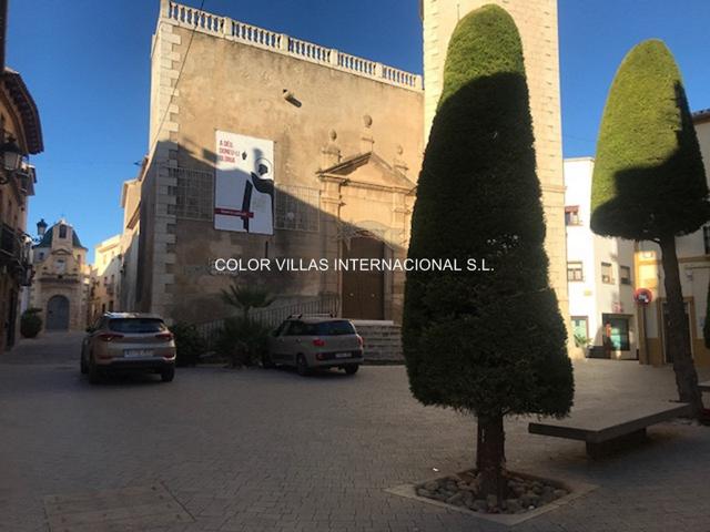 Adosada en venta en Teulada photo 0