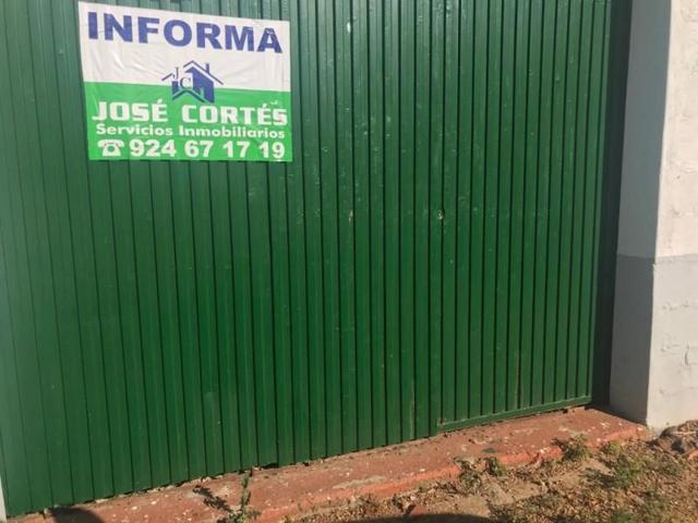 Terreno en venta en Almendralejo, Polideportivo photo 0