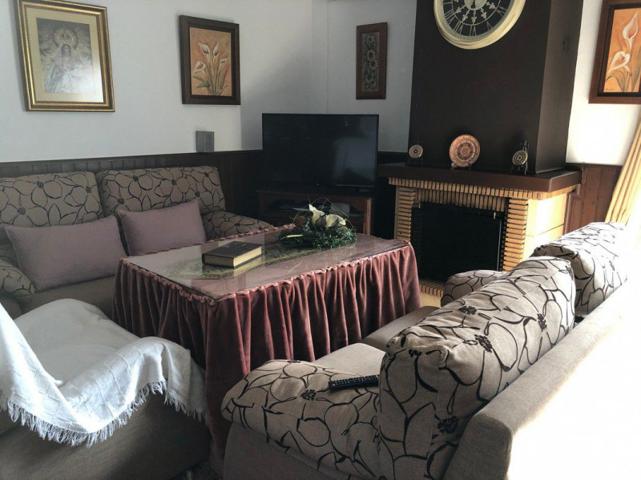 Adosada en venta en Bollullos par del Condado, Próximo al centro photo 0