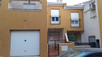 Adosada en venta en Fines, Fines photo 0