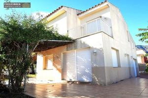 Chalet en venta en Alcanar, Alcanar-Platja - Urb. Serramar photo 0